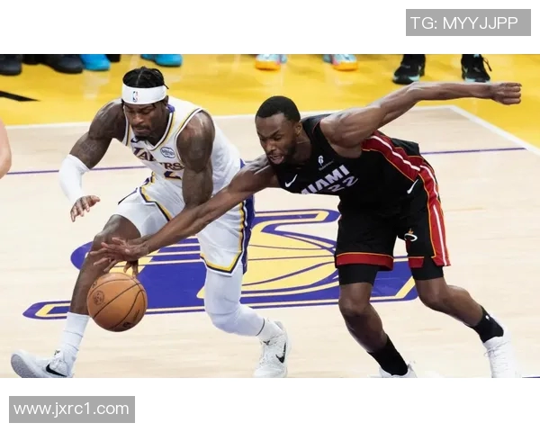 总决赛热火与雷霆第五场激战回顾球员表现与战术分析